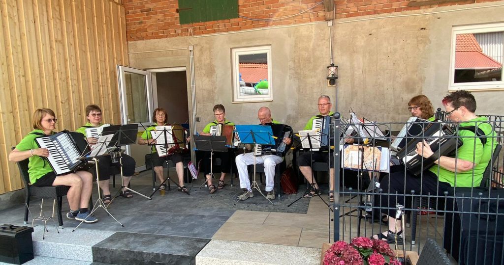 Ständchen beim Hoffest in Gladdenstedt